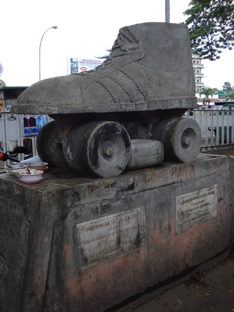 Roller Skate Monument