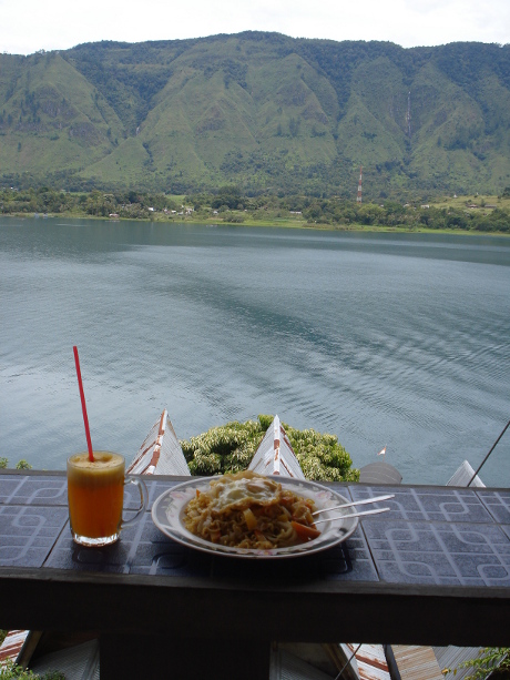 Lunch at Tuk-Tuk