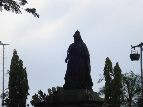 Queen Victoria Statue